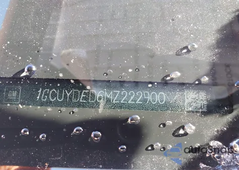 2021 Chevrolet Silverado 1500 4Wd Short Bed Lt z USA, uszkodzony, nr VIN 1GCUYDED6MZ222900